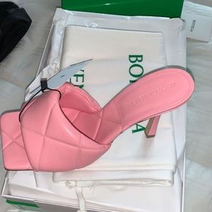 Bottega Veneta Rubber Lido Leather Sandals